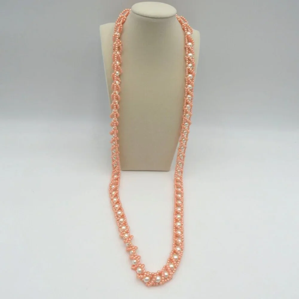 Unbranded vintage bead